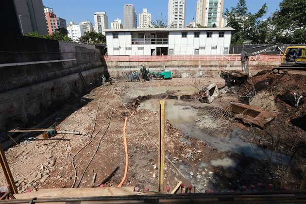 Início das obras | Cyrela by Pininfarina – Apartamento	na  Vila Olímpia - São Paulo - São Paulo